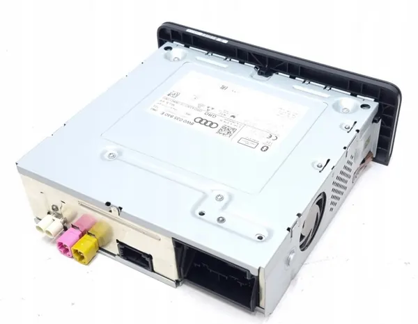 Audi MIB navigationsenhet OEM 8W0035840E - Begagnad image 8