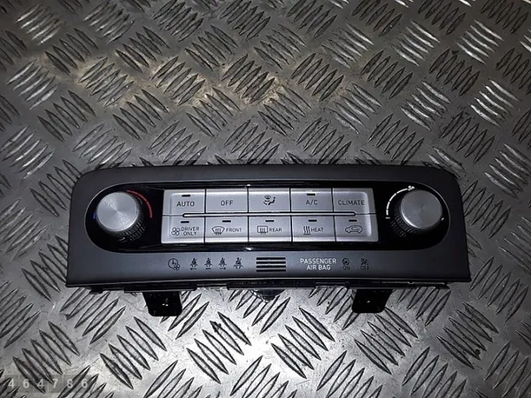Hyundai Kona AC-ohjausmoduuli OEM 97250K4AK1 image 2