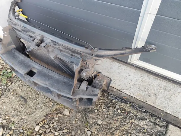 Vorderer Kühlerträger 1.6 TDI Skoda Octavia 3 image 4