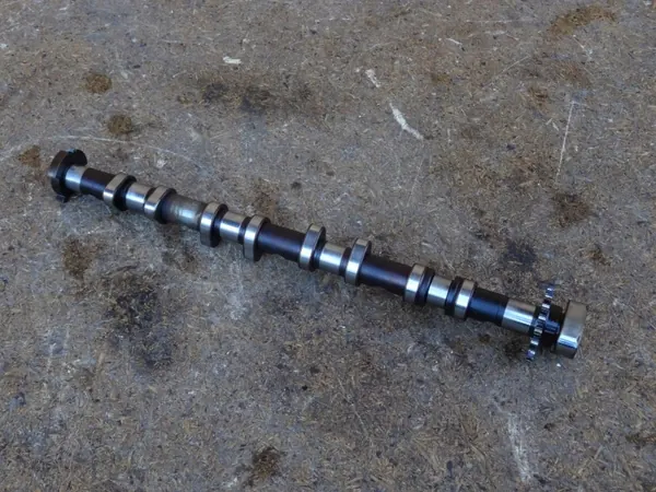 Arbre à cames OEM 06F101B pour Golf V TT 2.0 TFSI image 2