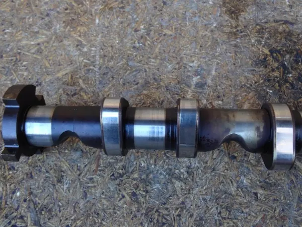 Arbre à cames OEM 06F101B pour Golf V TT 2.0 TFSI image 3