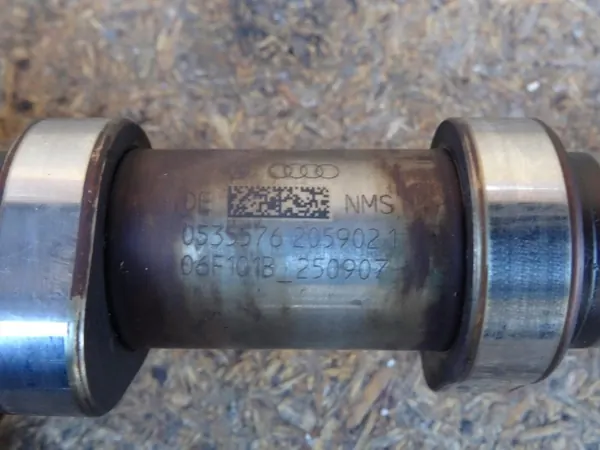 Arbre à cames OEM 06F101B pour Golf V TT 2.0 TFSI image 7