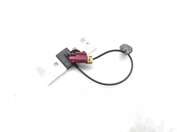 Amplificador de antena Jaguar F-Pace OEM MK83-156037-AB image 10