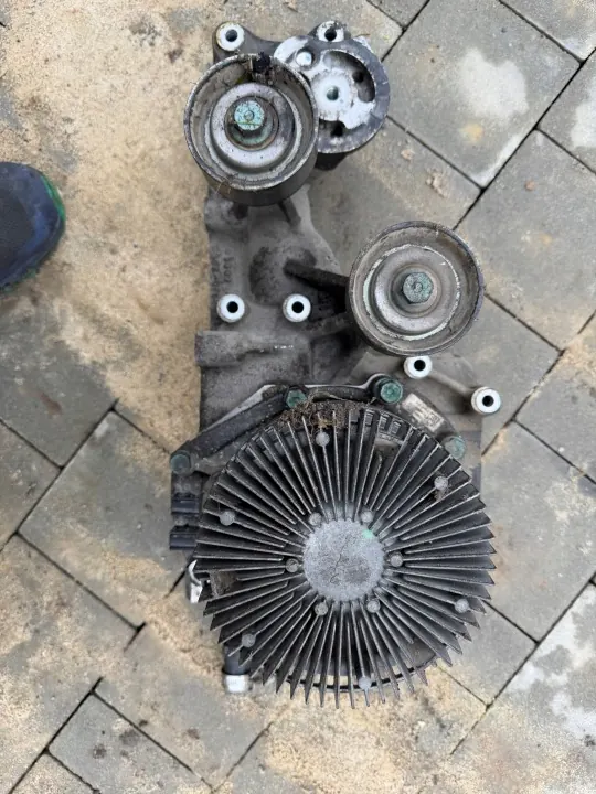 Vattenpumpshus OEM 51063303059 för MAN TGX image 2