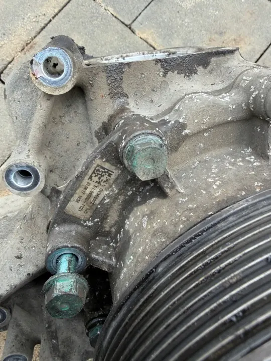Vattenpumpshus OEM 51063303059 för MAN TGX image 3