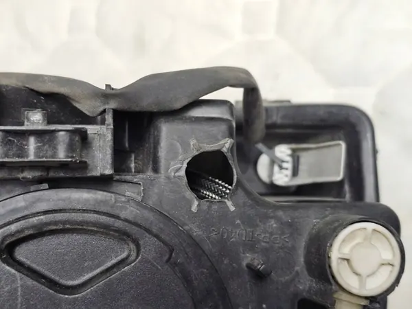 Vasen etu xenon-ajovalo Volvo XC90 Lift image 8