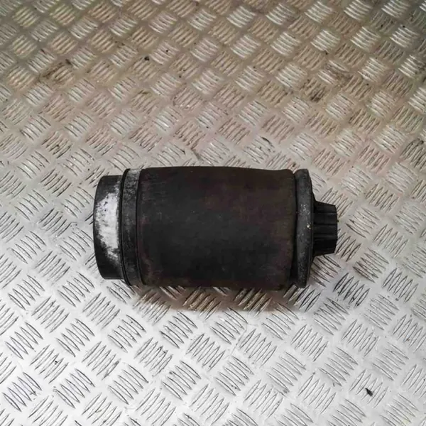 Mercedes GLS W166 Achter luchtveer OEM A1663200325 image 2