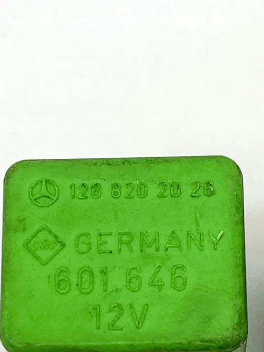 Relais OEM A1268202026 pour Mercedes-Benz SL R129 image 4