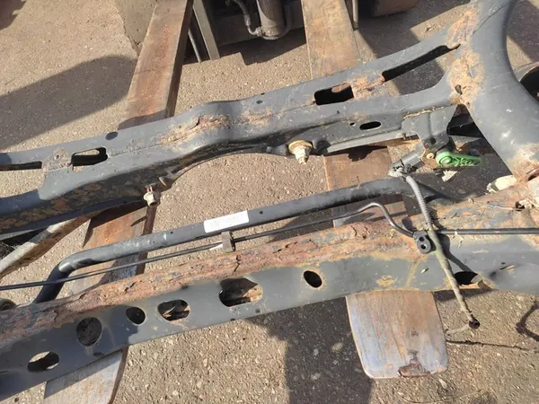 Traversa posteriore Volkswagen PASSAT B8 image 7