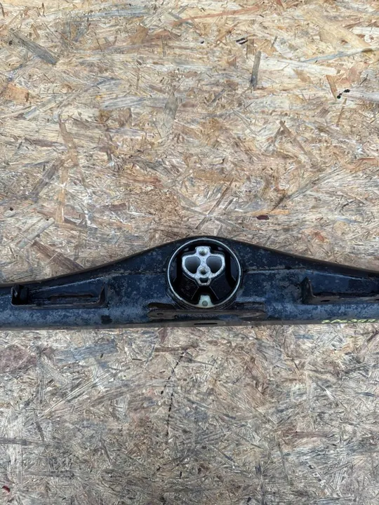 Volkswagen OE 7P6399225B Gearbox Support Bracket image 5