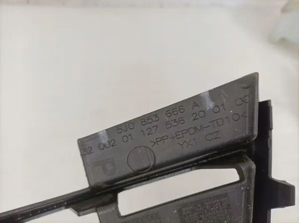 Griglia paraurti anteriore destra SKODA FABIA II LIFT 5J0853666A image 3