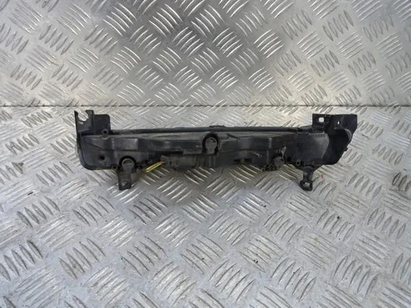 Citroen C4 Picasso LED TFL Links OEM 17785001 image 4