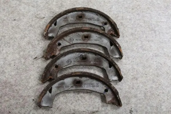 Disque de frein arrière droit OEM 9114220 BMW 3 Coupé image 10
