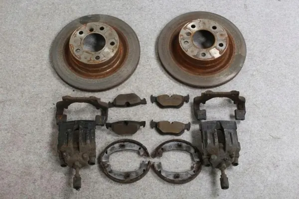 Disque de frein arrière droit OEM 9114220 BMW 3 Coupé image 4