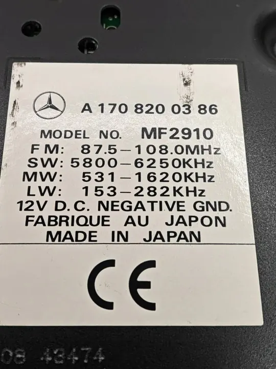 Mercedes-Benz SLK R170 Radio Audio10 CD A1708200386 image 3