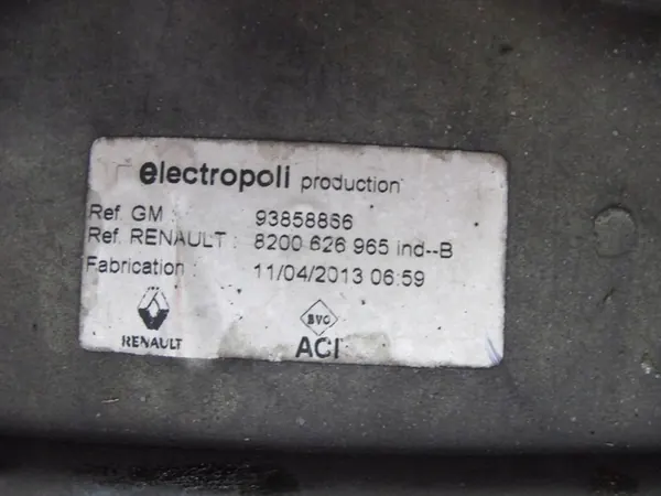 RENAULT TRAFIC II VIVARO A PRIMASTAR Etuosa image 5