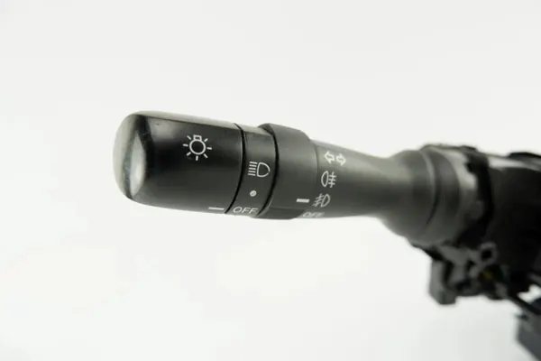 Commutateur Toyota Auris 2007-2010 OEM 302746 Noir image 3
