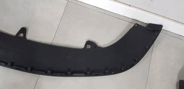 OEM 1T0807903B/C Etupuskurin Spoiler VW Touranille image 7