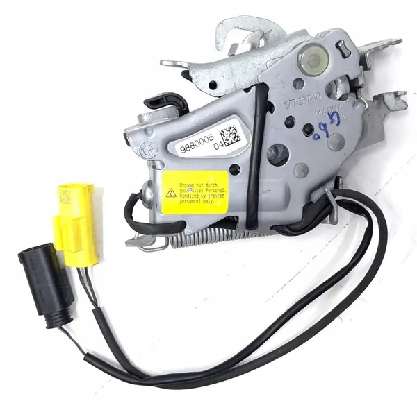 Aktiv huvlås höger BMW G60 G61 G90 G70 OEM 51239880005 image 5