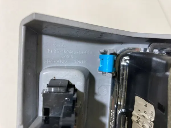 Cadre de calandre gauche OEM FL3B-19C696-A Ford F150 15+ image 5