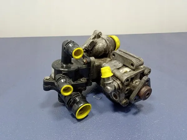 Pompe de direction OEM 6769598 pour BMW Série 3 image 2