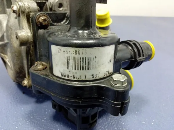 Pompe de direction OEM 6769598 pour BMW Série 3 image 6