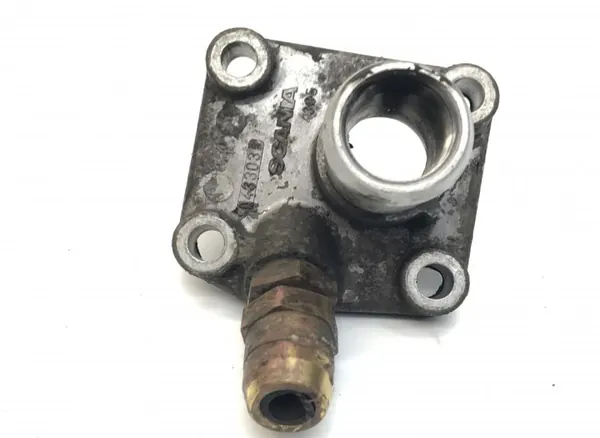 Ölfüllrohr-Flansch OEM 1433035 - Scania Gebraucht image 2