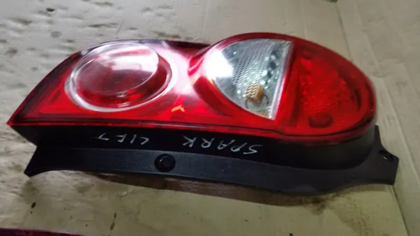 LÁMPARA TRASERA IZQUIERDA O DERECHA CHEVROLET SPARK M300 LIFT 10-15 image 3