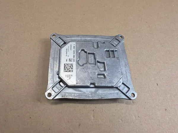 Convertidor LED OEM 130732928400 para Alfa Romeo Giulietta image 2