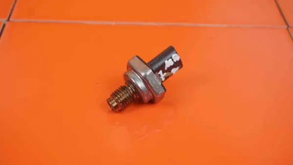 Sensor pressão combustível YS23 para Nissan Navara D23 2.3 DCI image 2