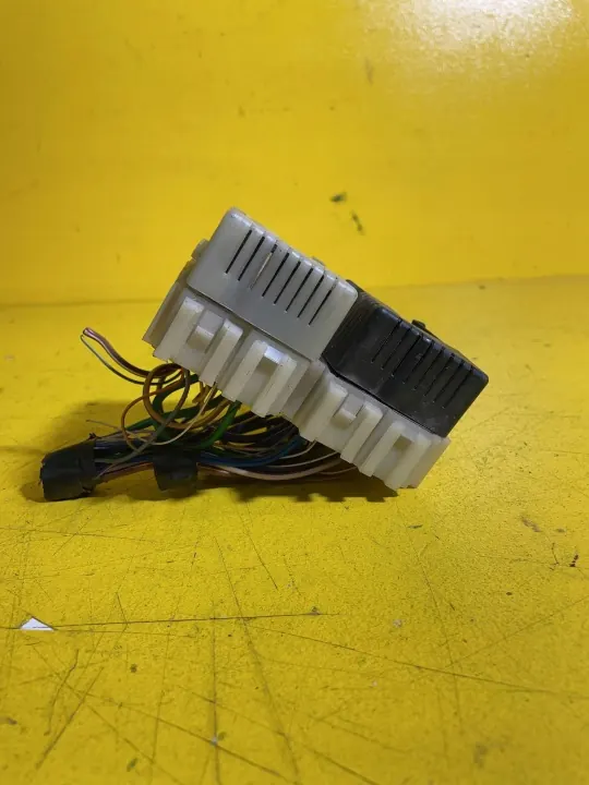 Sicherungskasten Ford Galaxy 2012 OEM YBV12250 image 5