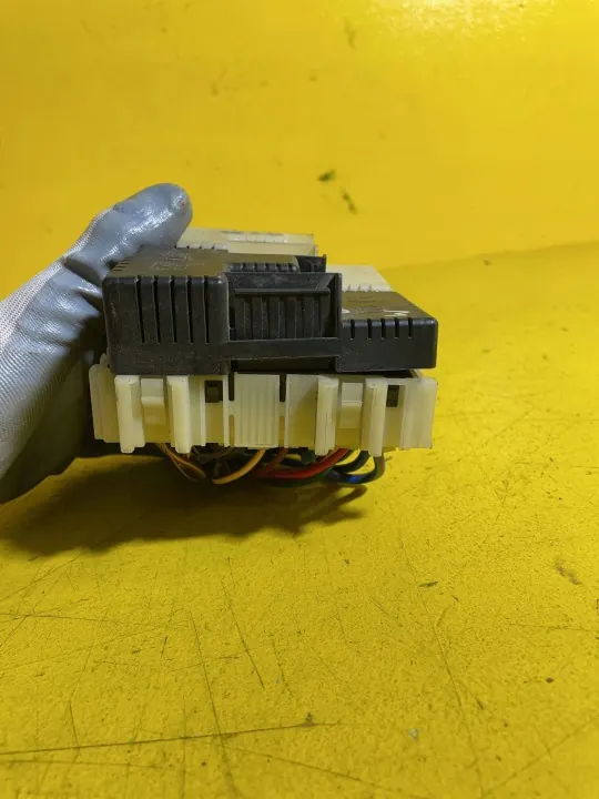 Sicherungskasten Ford Galaxy 2012 OEM YBV12250 image 6