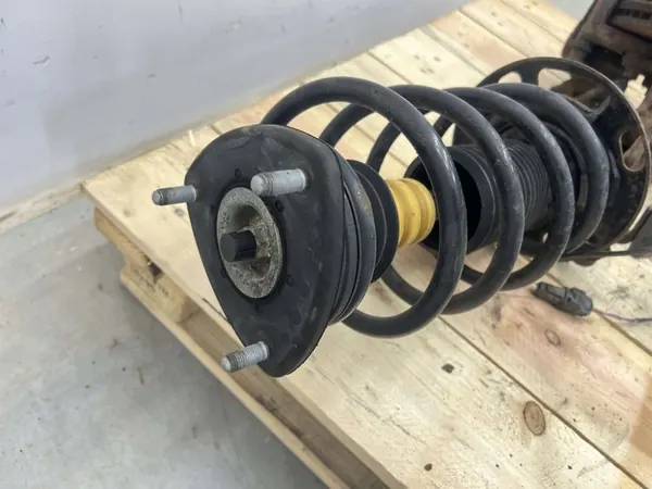 MAZDA 6 GJ 2.2 D Höger McPherson Dämpare OEM 01 image 4