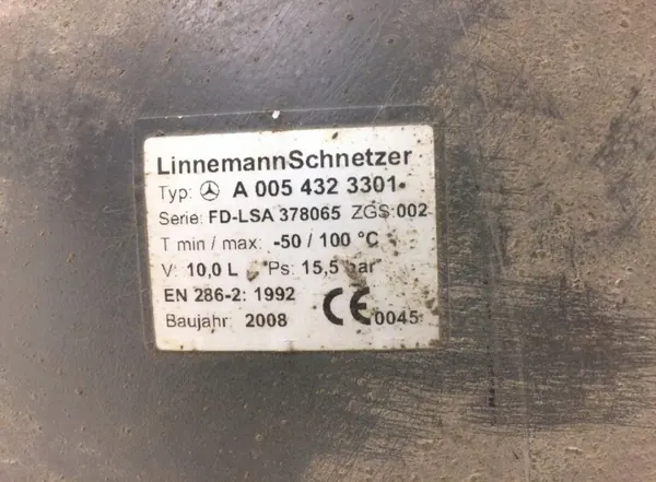 OEM 0054323301 Mercedes-Benz Tanque de ar - Usado image 4