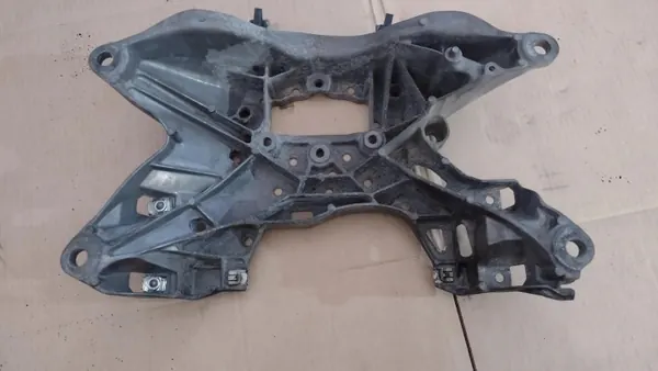 Audi SQ7 Getriebestütze OEM 4M0399262C image 3