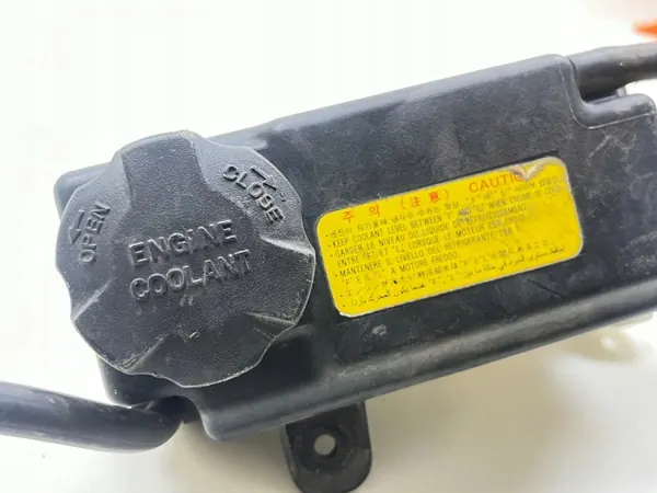 Laajennussäiliö OEM 254301C000 Hyundai Getz 1.6L image 3