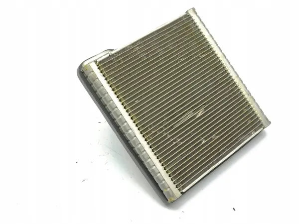 Núcleo de aquecimento A/C Skoda Octavia Mk4 OEM AMD179582 image 3