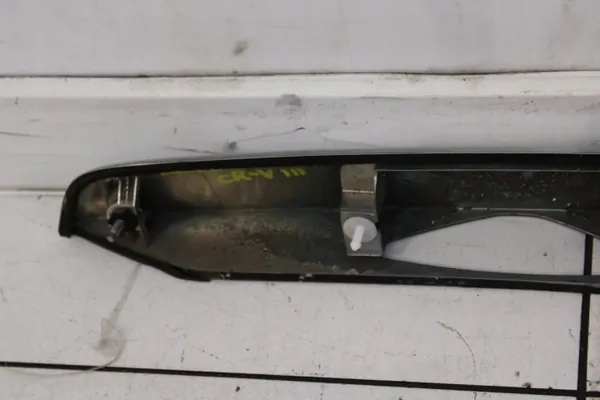 Honda CR-V III Heckklappenleiste OEM TBS27457 image 6