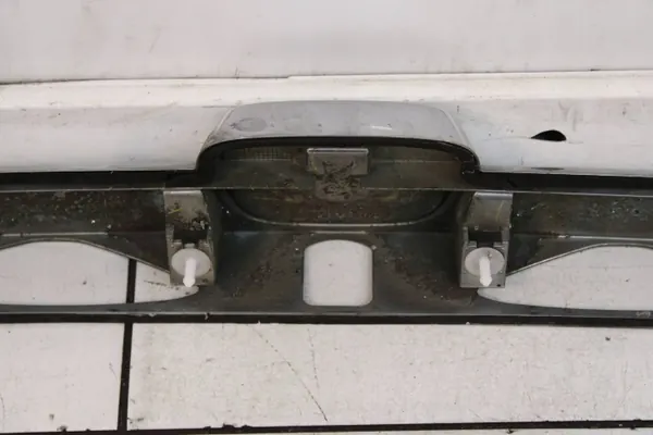 Honda CR-V III Heckklappenleiste OEM TBS27457 image 7