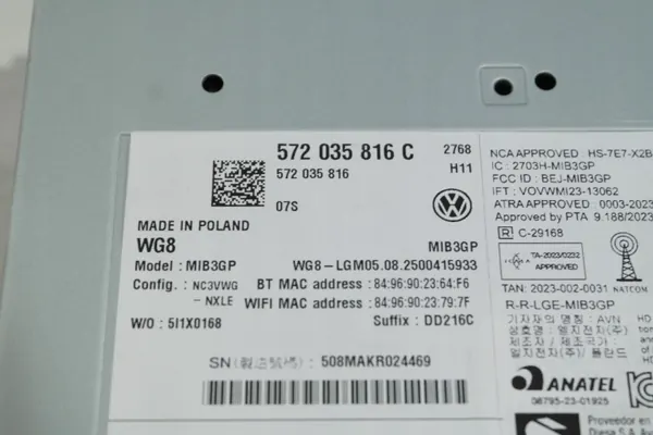 VW MIB3-navigointiyksikkö OEM 572035816C - Käytetty image 3