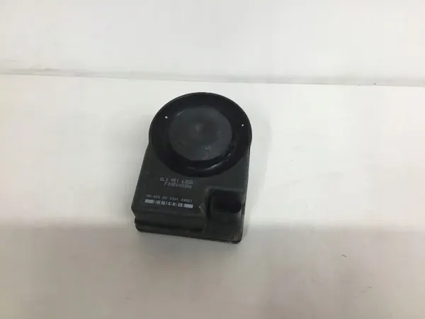 Corne d'alarme OEM 8L0951605A pour Audi A4 S4 B7 image 2