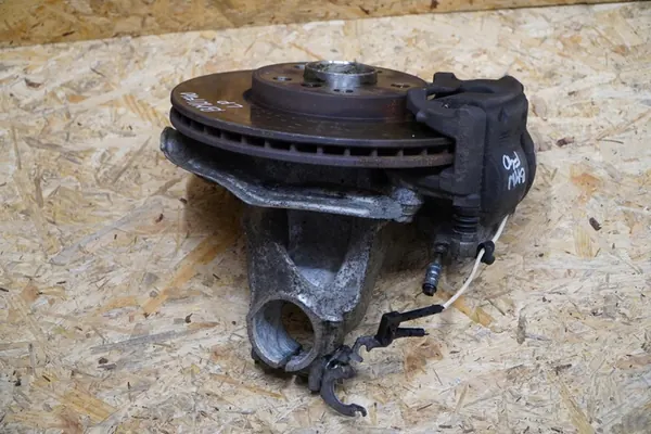 Mozzo di sterzo anteriore BMW 1 F40 2.0 D 19- OEM 6876645/6876646 image 6