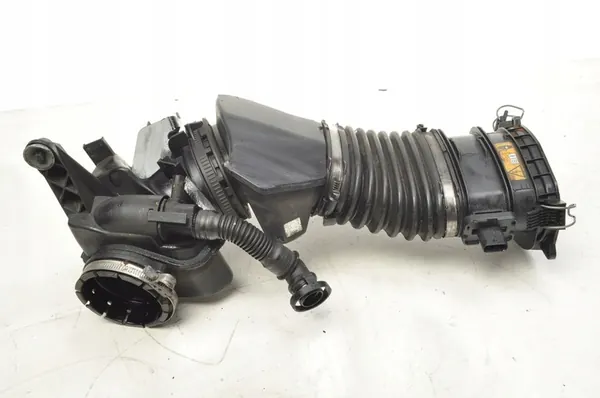 MERCEDES W213 2.0 D LUFTANSCHLUSSRÖHRE A6541400560 image 3