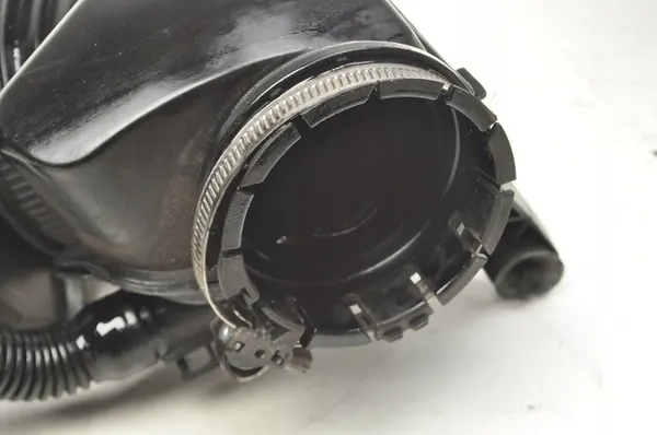 MERCEDES W213 2.0 D LUFTANSCHLUSSRÖHRE A6541400560 image 7