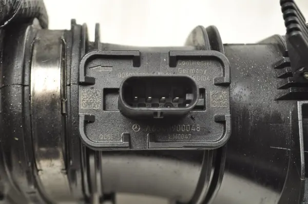 MERCEDES W213 2.0 D LUFTANSCHLUSSRÖHRE A6541400560 image 9