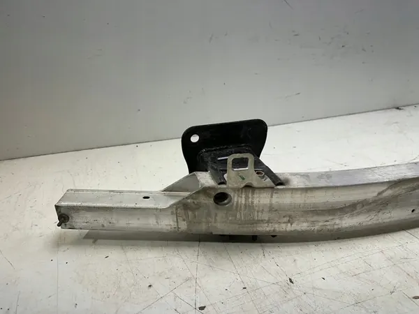 Etupalkki Tesla S Plaid image 2