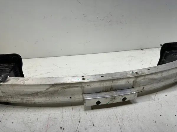 Etupalkki Tesla S Plaid image 5