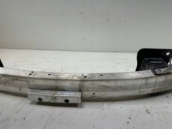 Etupalkki Tesla S Plaid image 6