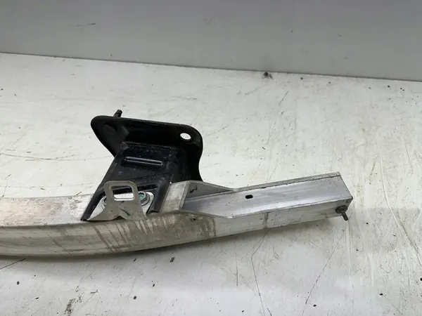 Etupalkki Tesla S Plaid image 9