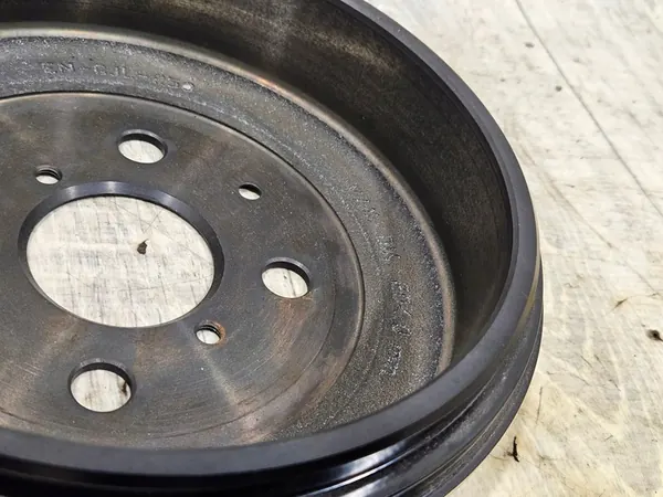 TOYOTA AYGO X Komplettsatz Hintere Bremsen und Schuhe OEM image 7